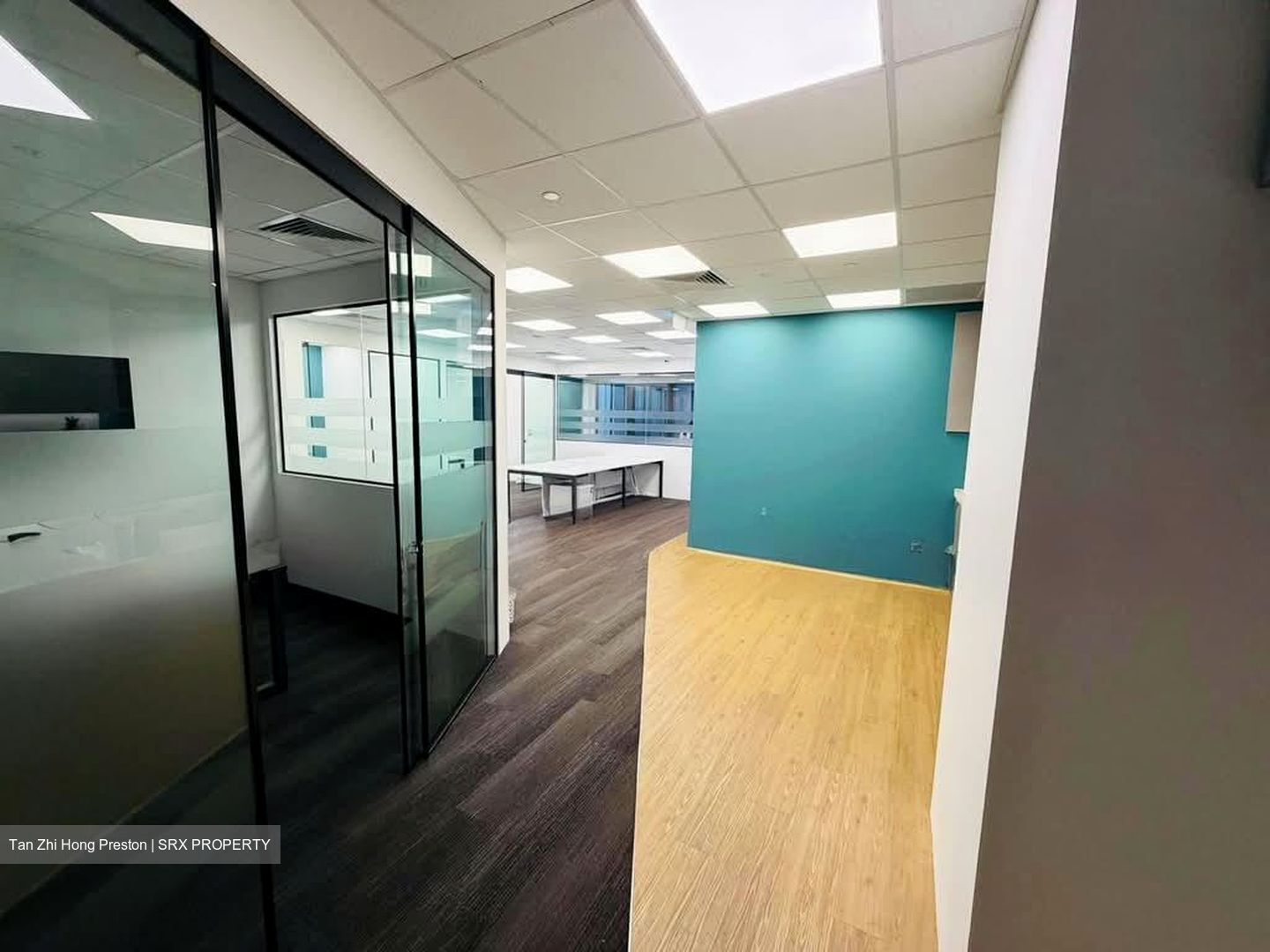 Chevron House (D1), Office #596873241